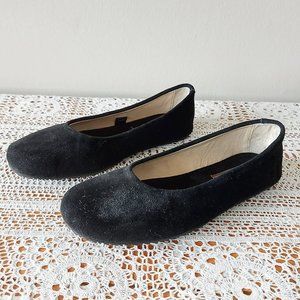 Elegant Black Women's Flats